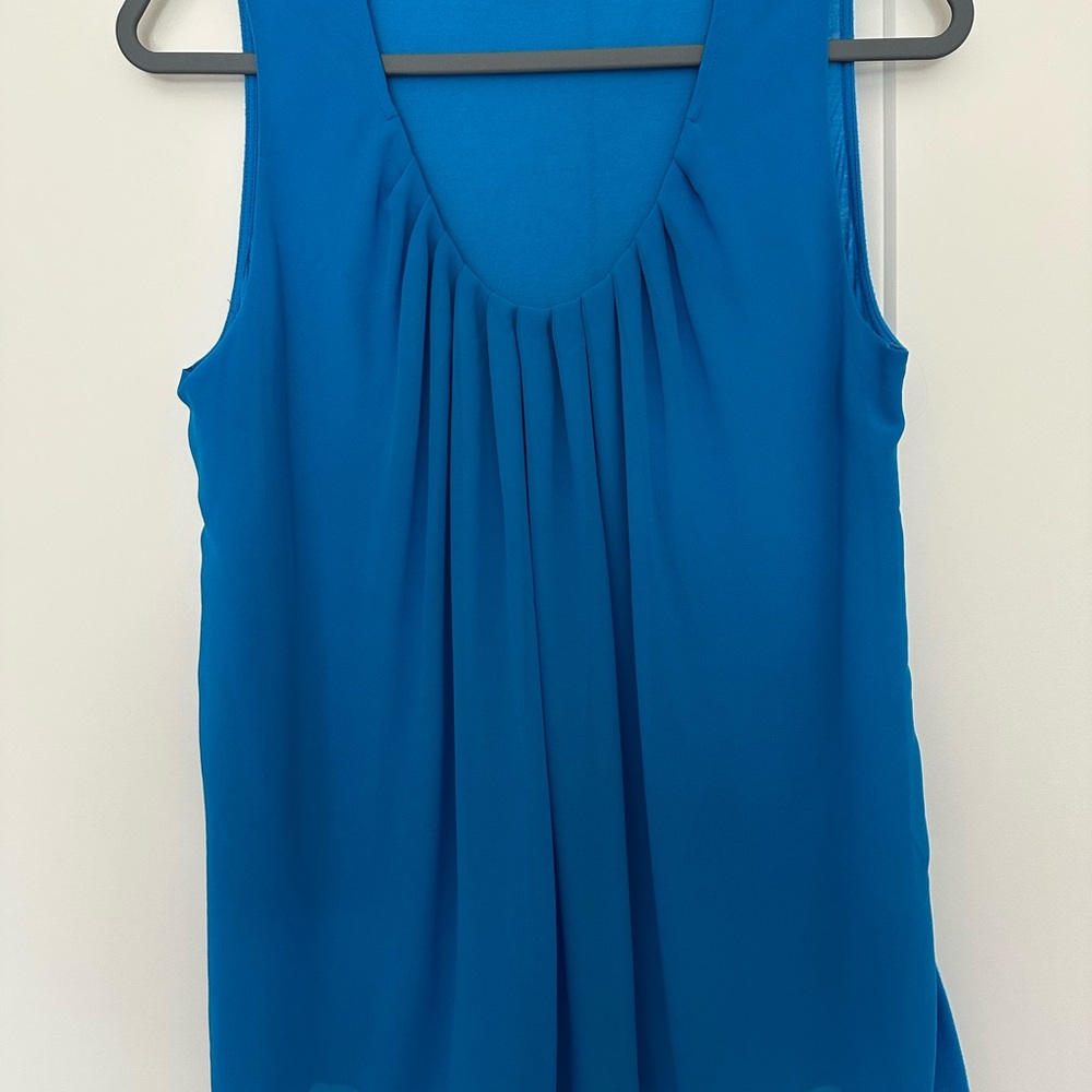 Kenneth Cole Blue Sleeveless Women's Top